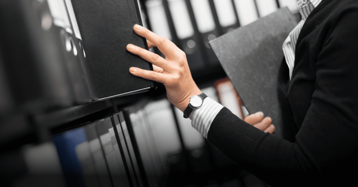 Records Manager Versus Archivist: What’s the Difference?